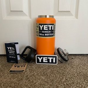 NWT Yeti 36OZ Bottle w/ Chug Cap Orange